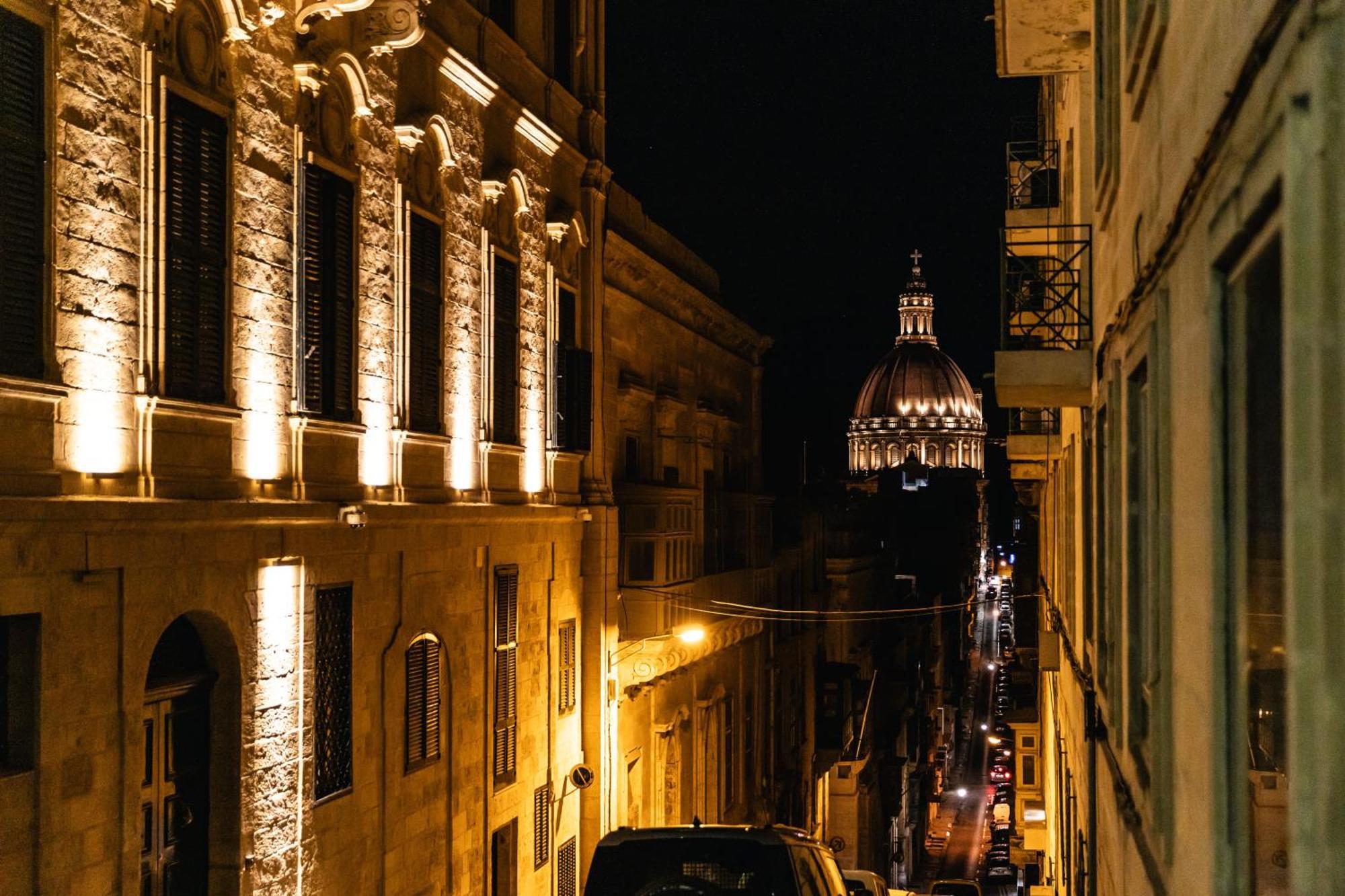 Valletta Waterfront Backyard Flat By Arcobnb Il Furjana Bagian luar foto