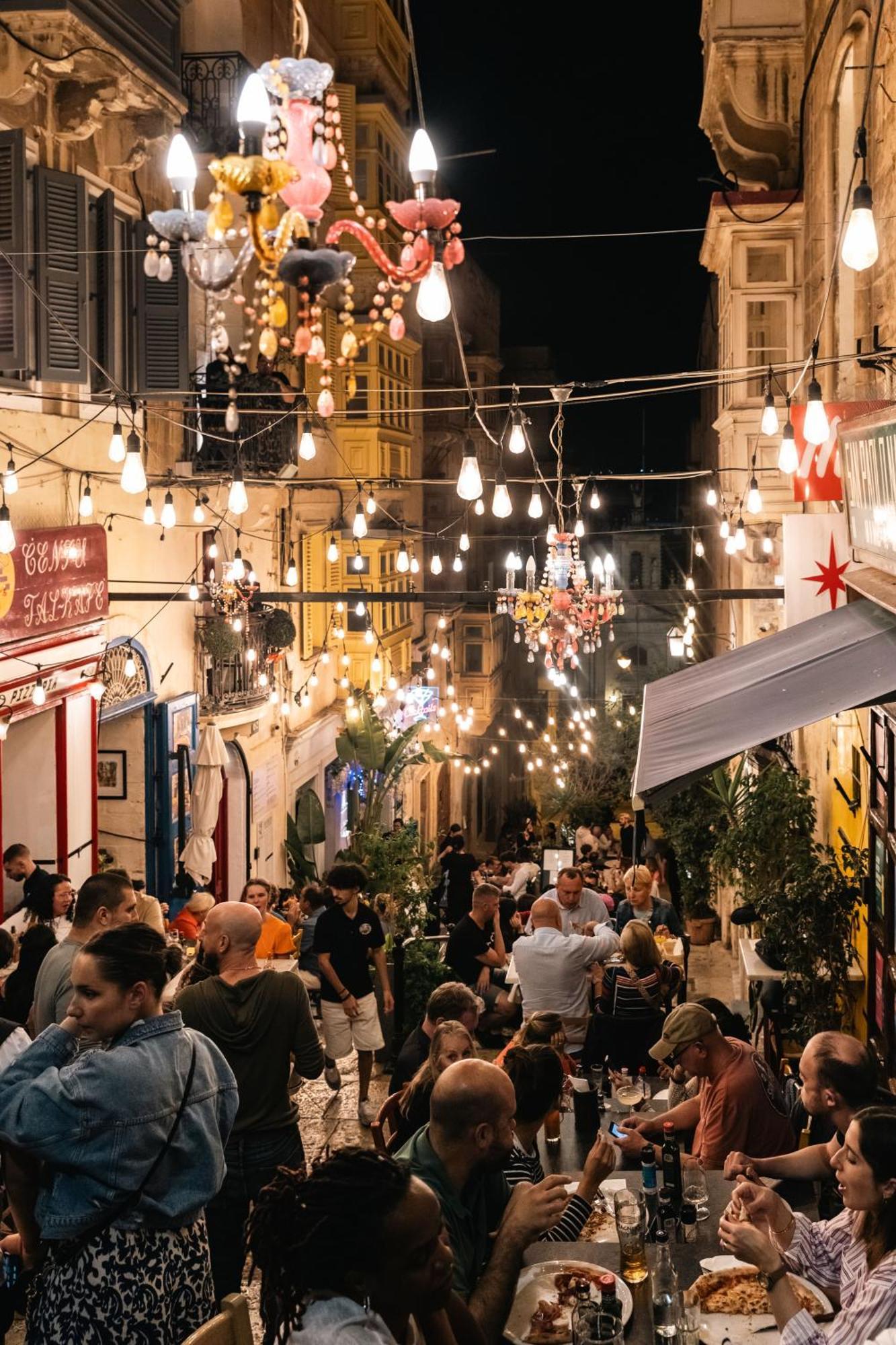 Valletta Waterfront Backyard Flat By Arcobnb Il Furjana Bagian luar foto