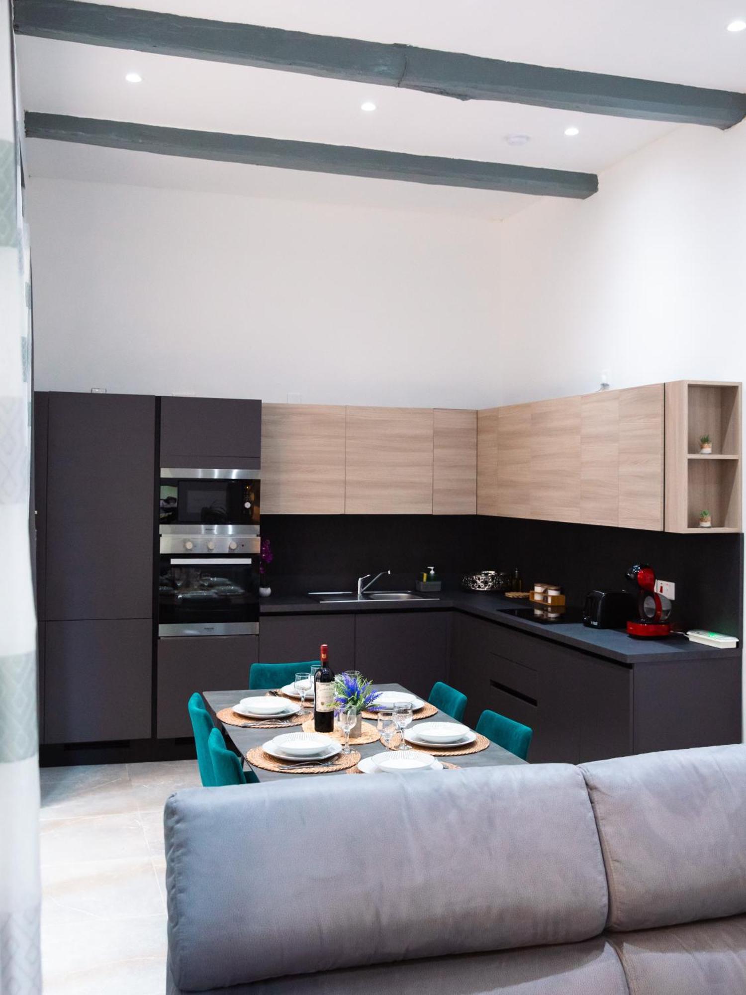 Valletta Waterfront Backyard Flat By Arcobnb Il Furjana Bagian luar foto